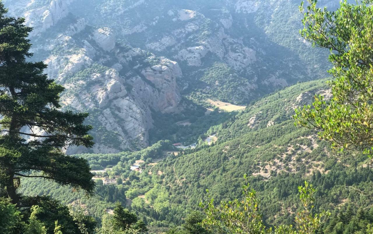 Salet Στο Δασοσ Villa Kalavryta Exterior foto